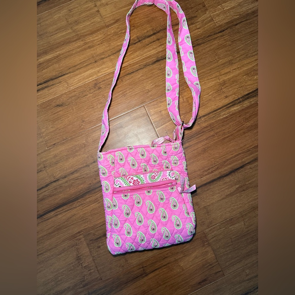Vera Bradley Vintage Compact Pink Paisley Crossbody Bag Y2K hot pink cottagecore